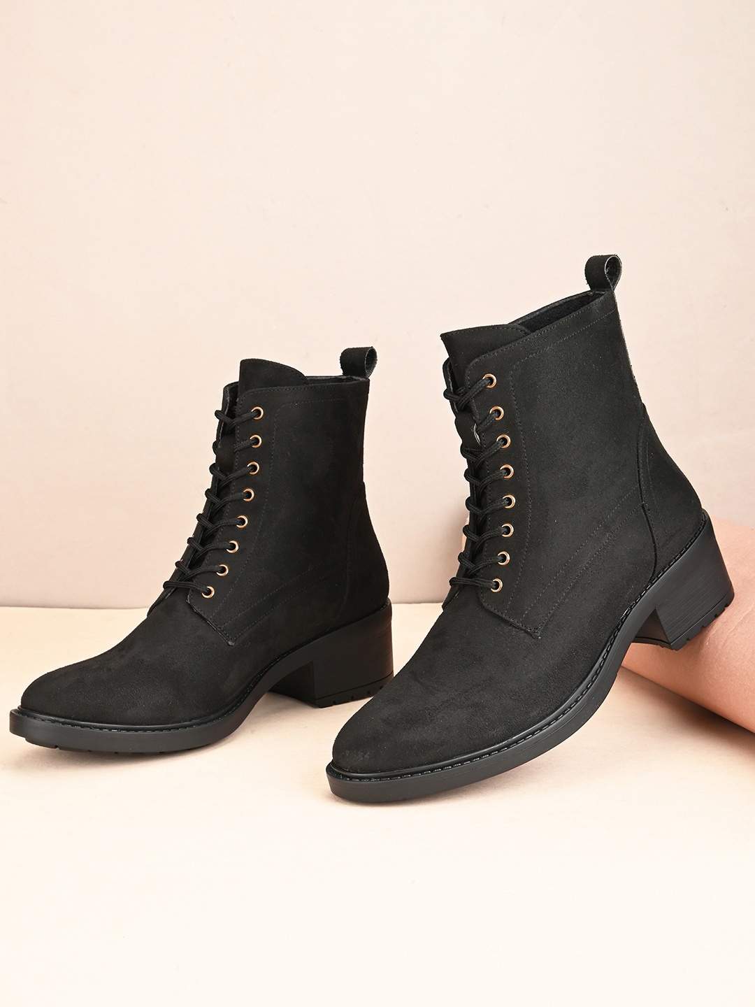 

Roadster Women Black Mid Top Block Heeled Regular Boots