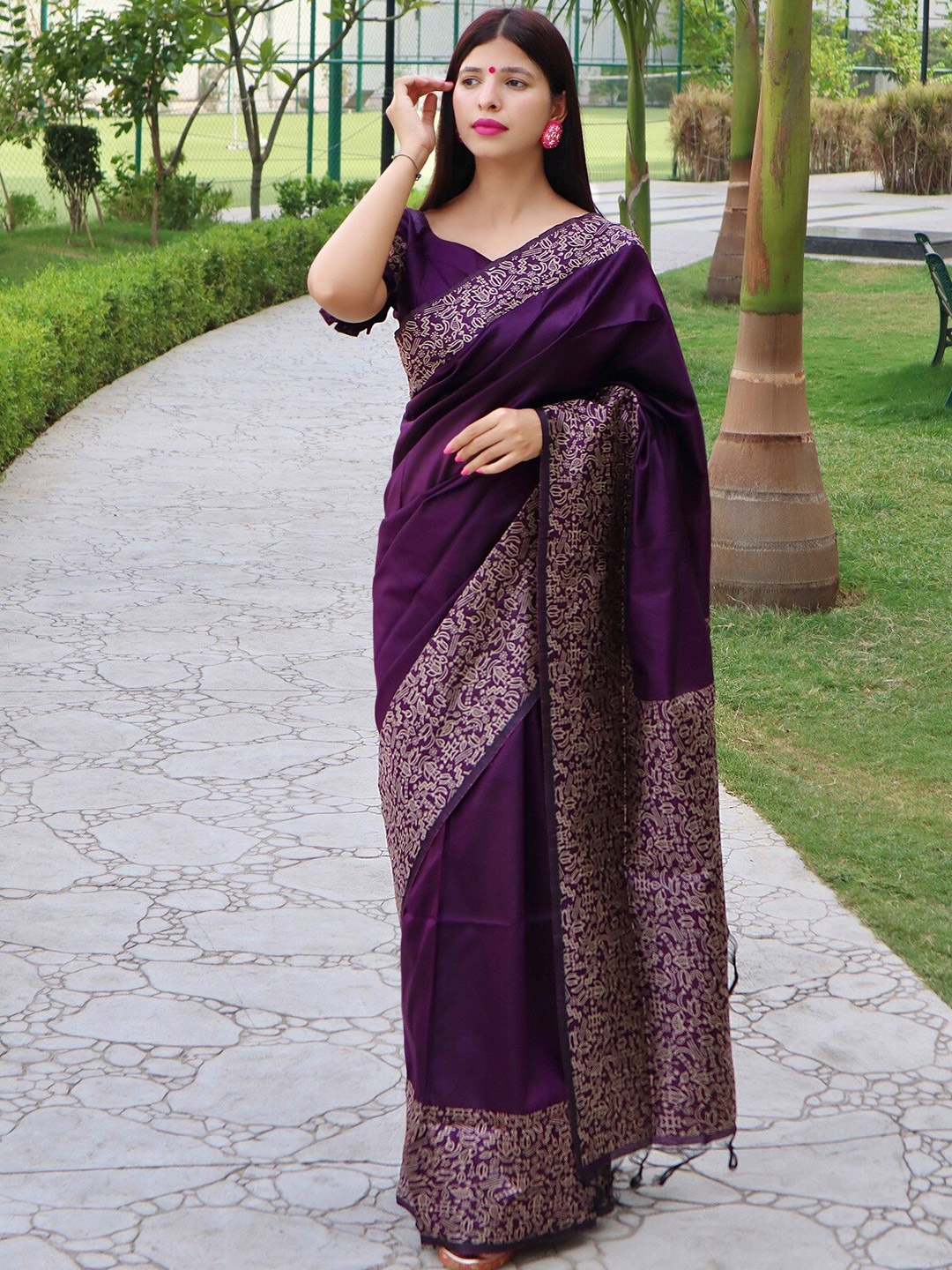

Anouk Purple Ethnic Motifs Printed Banarasi Saree