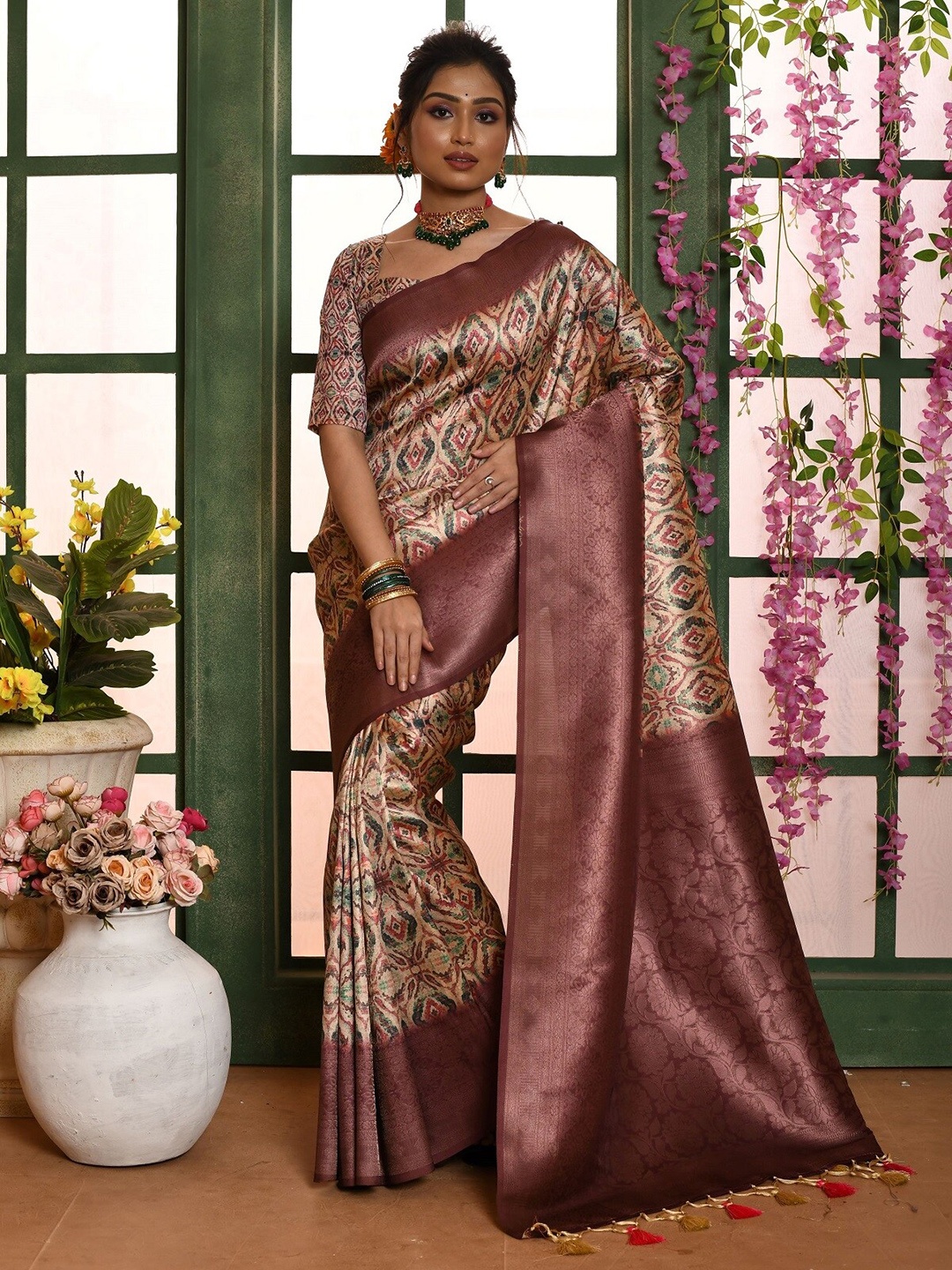 

Anouk Cream Ethnic Motifs Printed Zari Banarasi Saree