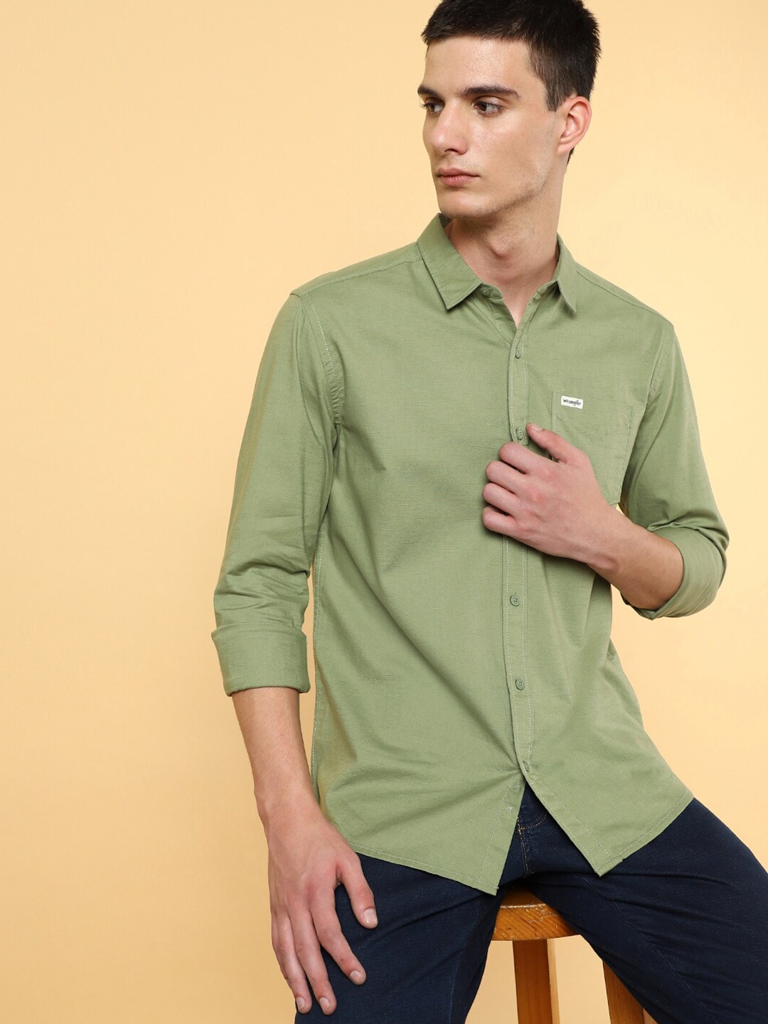 

Wrangler Spread Collar Opaque Cotton Casual Shirt, Green