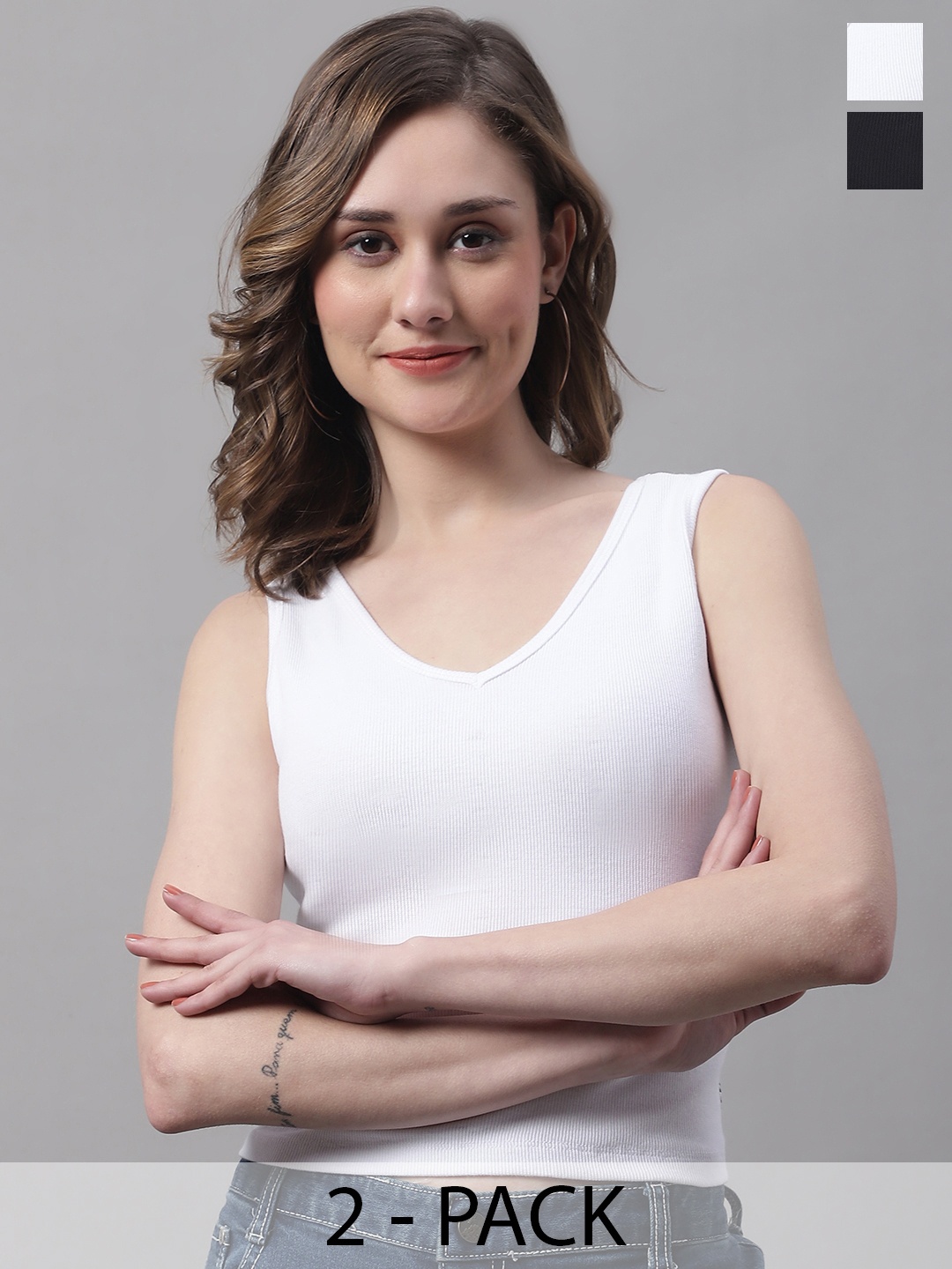 

FBAR Pack Of 2 V-Neck Ribbed Fitted Cotton Crop Tops, White
