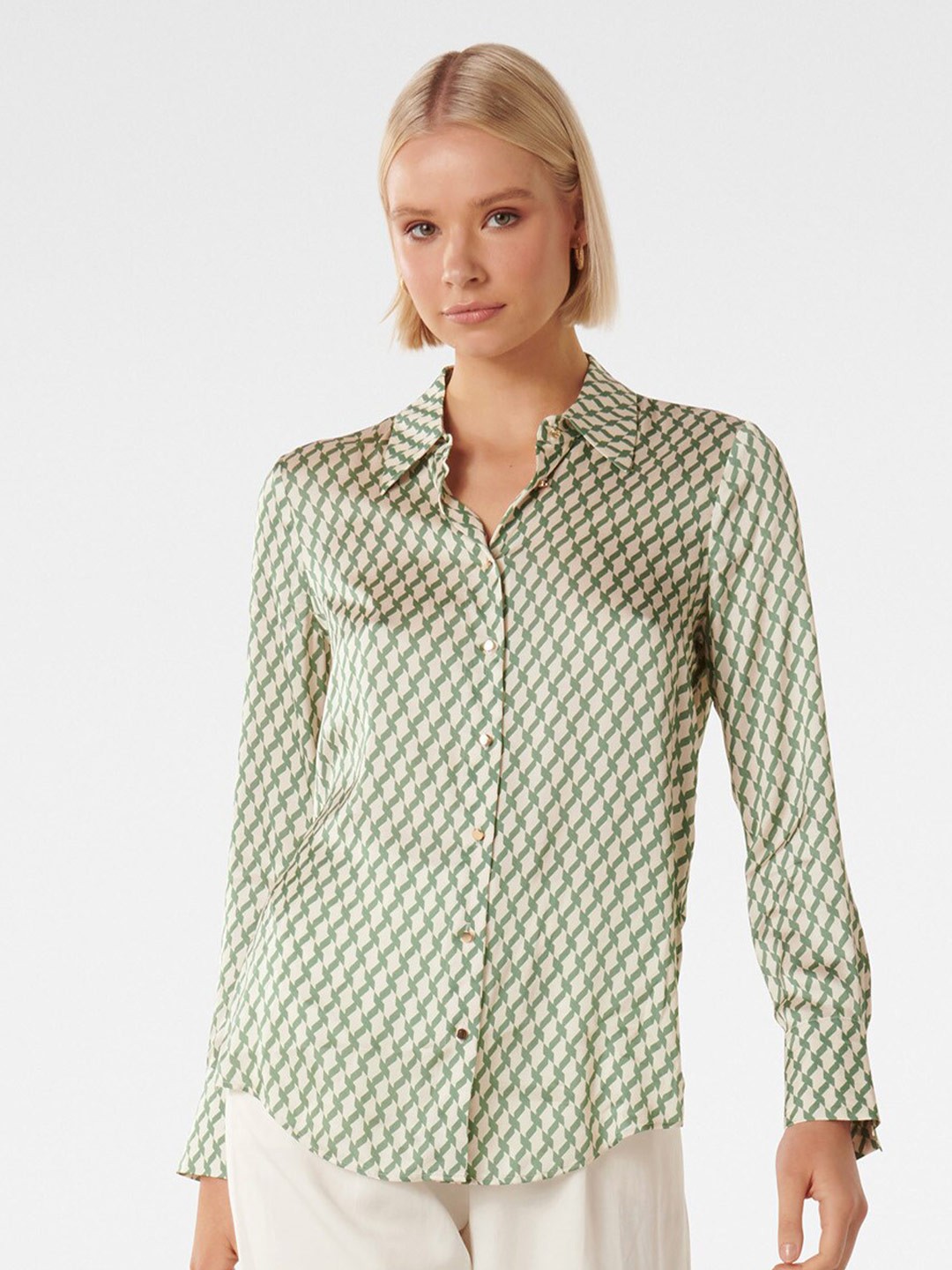 

Forever New Abstract Printed Spread Collar Regular Fit Casual Shirt, Beige