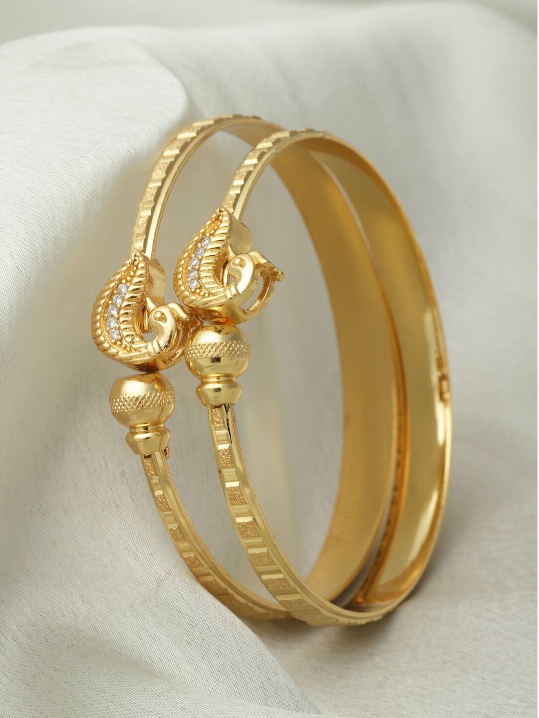 

ZENEME Gold-Plated American Diamond Handcrafted Bangle-Style Bracelet, White