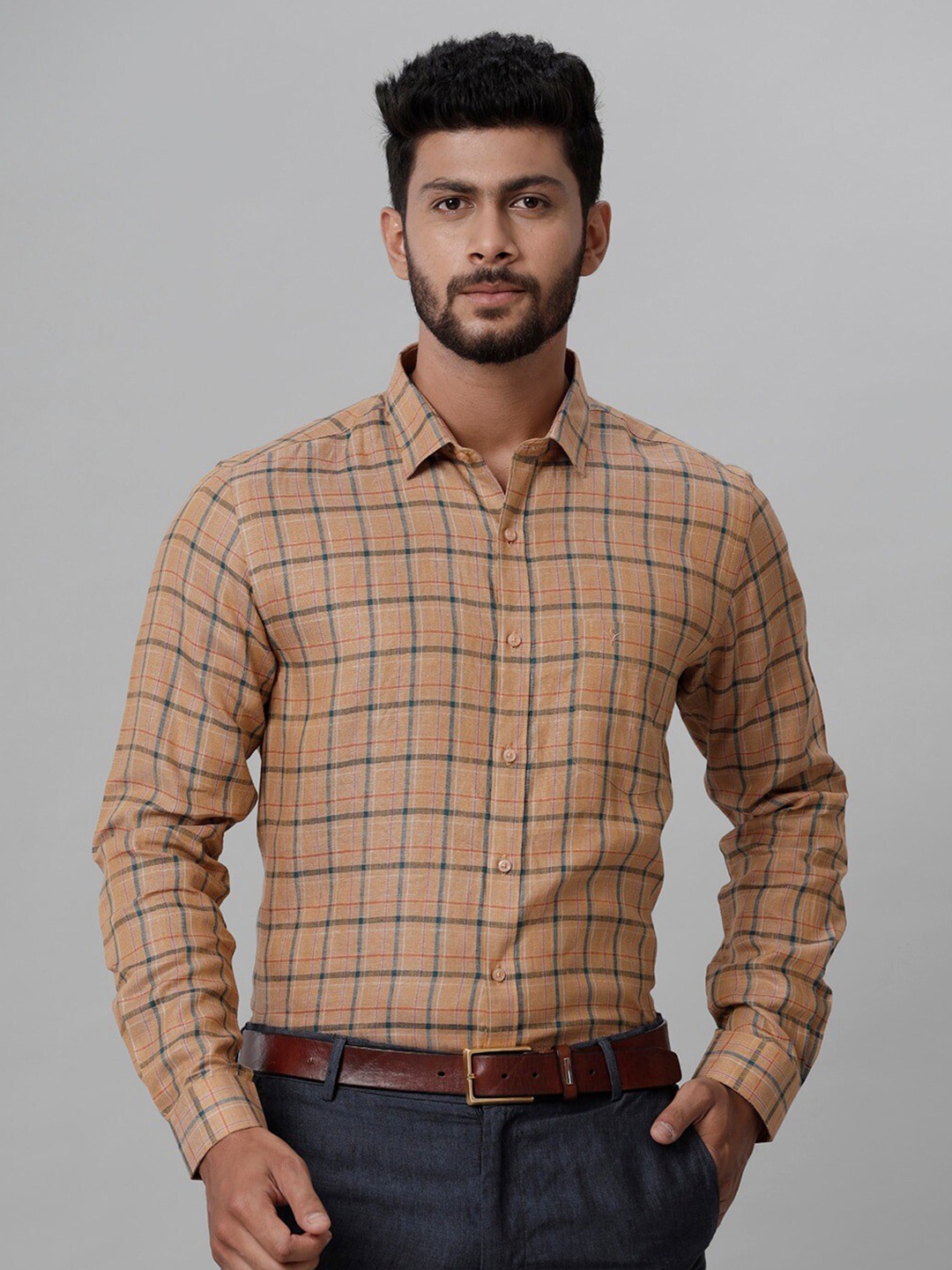 

Ramraj Checked Spread Collar Regular Fit Cotton Formal Shirt, Brown