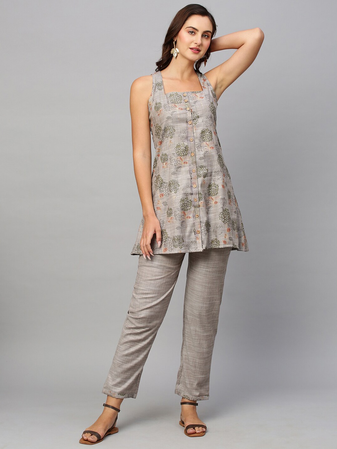 

all about you Grey & Brown Ethnic Motifs Printed Pure Cotton Kurta With Trousers