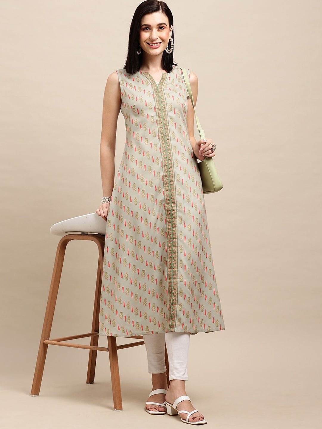 

all about you Green & Red Ethnic Motifs Crepe Straight Kurta
