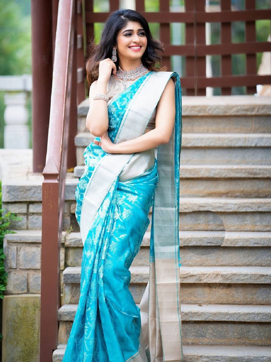 

Fab Viva Woven Design Zari Detailed Banarasi Saree, Blue