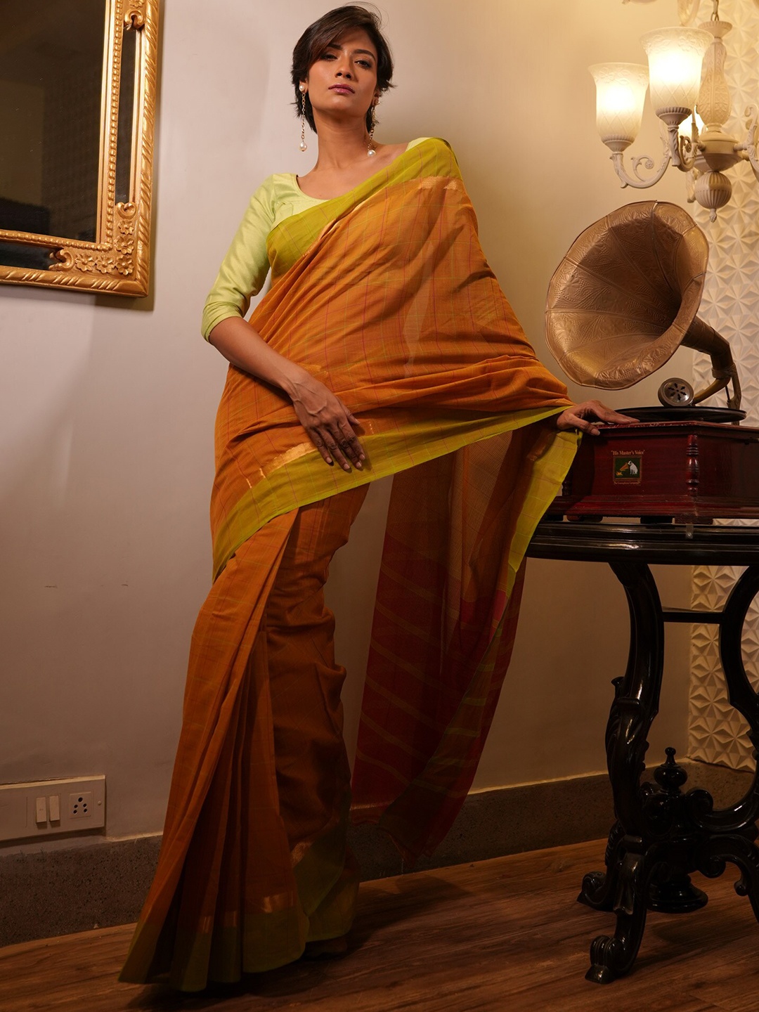 

Unnati Silks Checked Zari Pure Cotton Handloom Mangalagiri Saree, Mustard