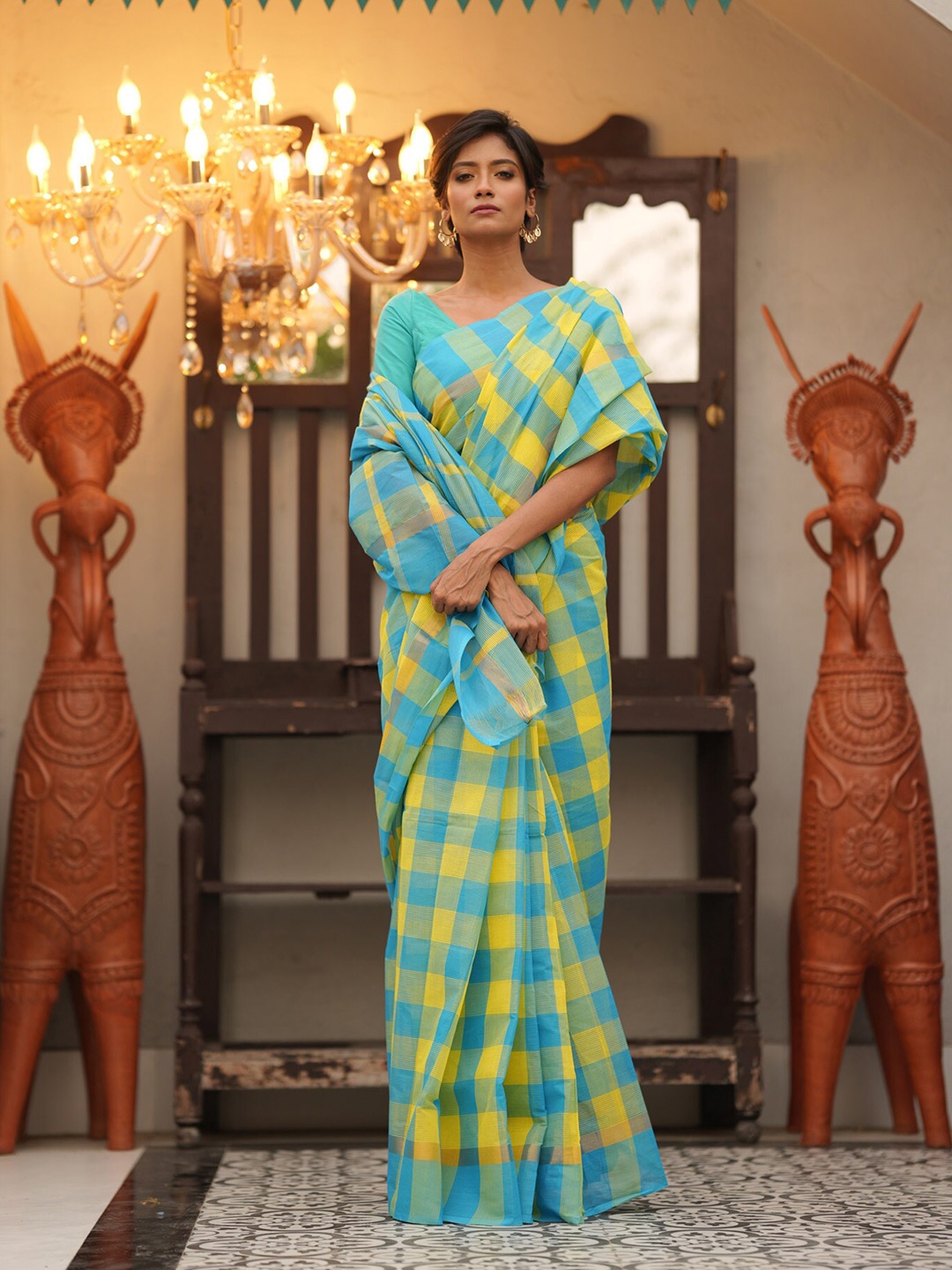 

Unnati Silks Checked Zari Pure Cotton Handloom Mangalagiri Saree, Yellow
