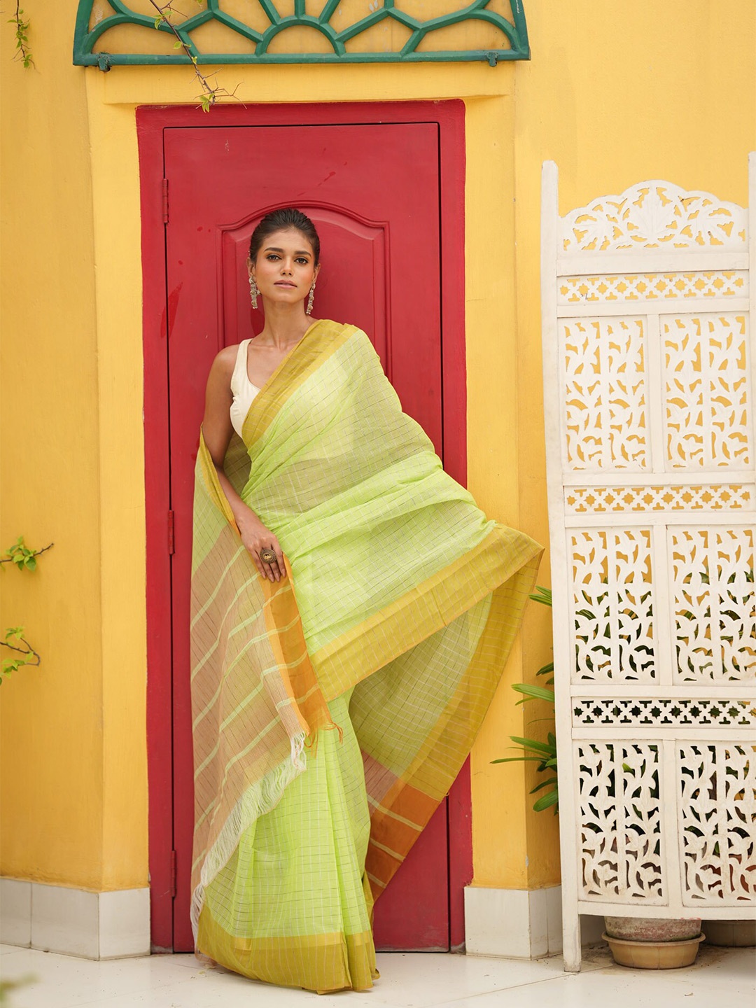 

Unnati Silks Checked Pure Cotton Handloom Mangalagiri Saree, Green