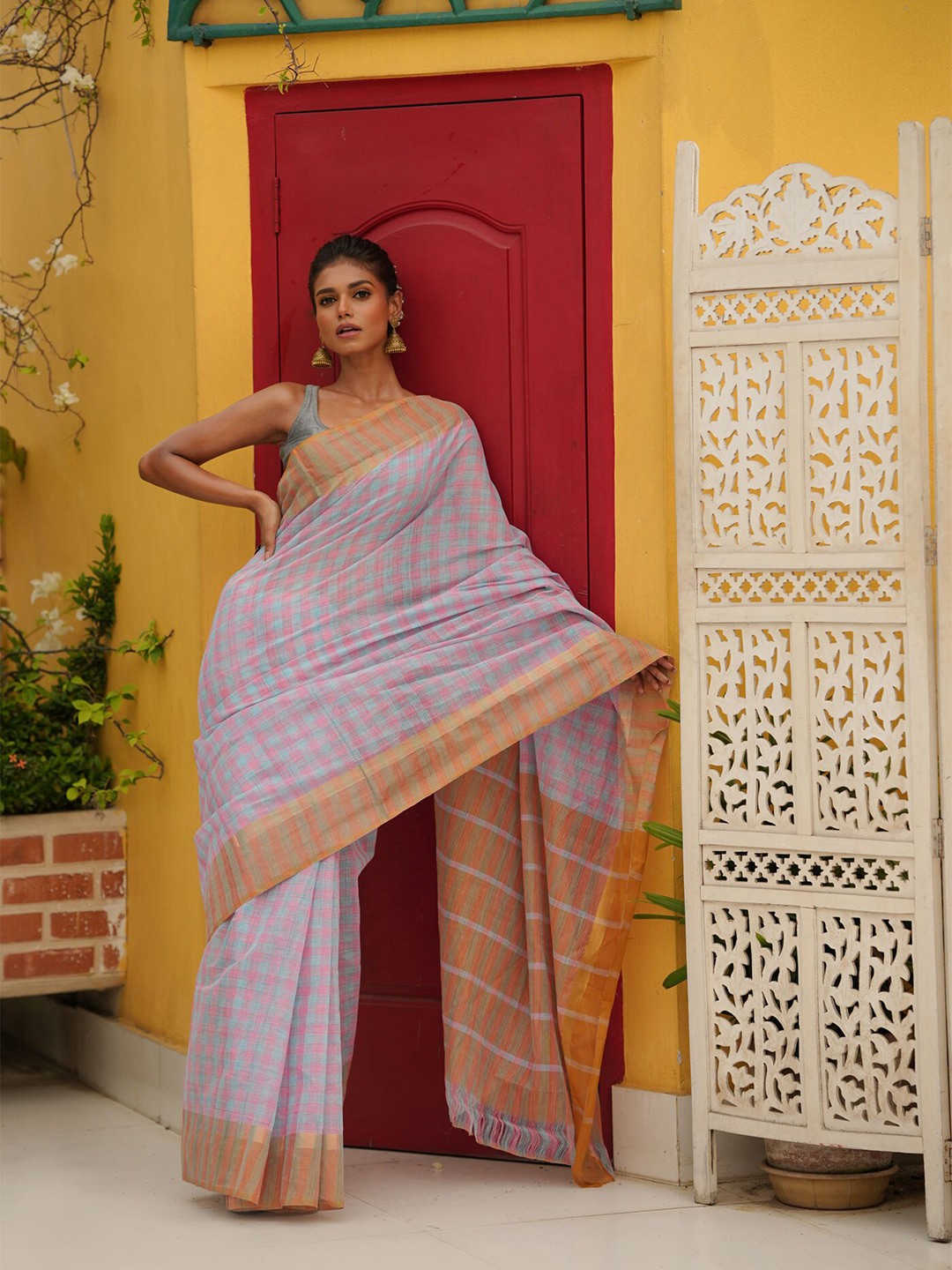 

Unnati Silks Checked Pure Cotton Mangalagiri Saree, Purple
