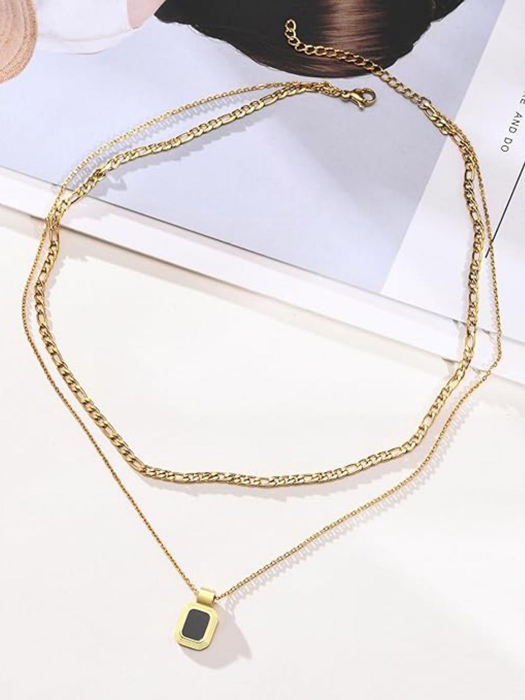 

MYKI Gold-Plated Pendant With Chain