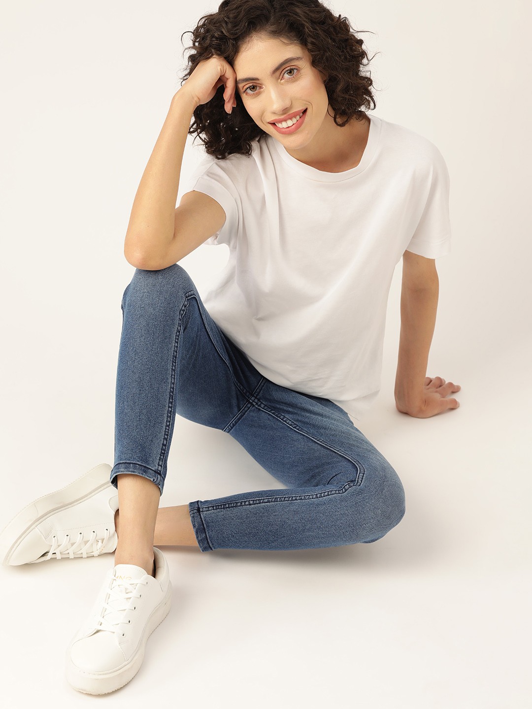 

Mast & Harbour Women Skinny Fit Light Fade Stretchable Jeans, Blue