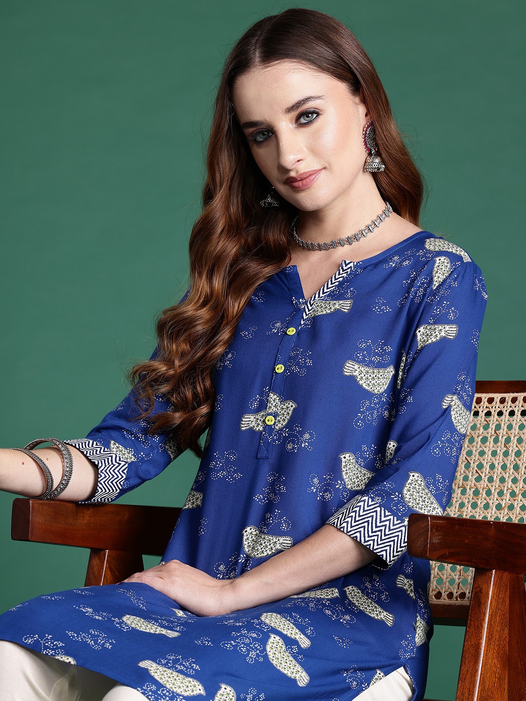 

Sangria Women Quirky Printed Kurta, Blue