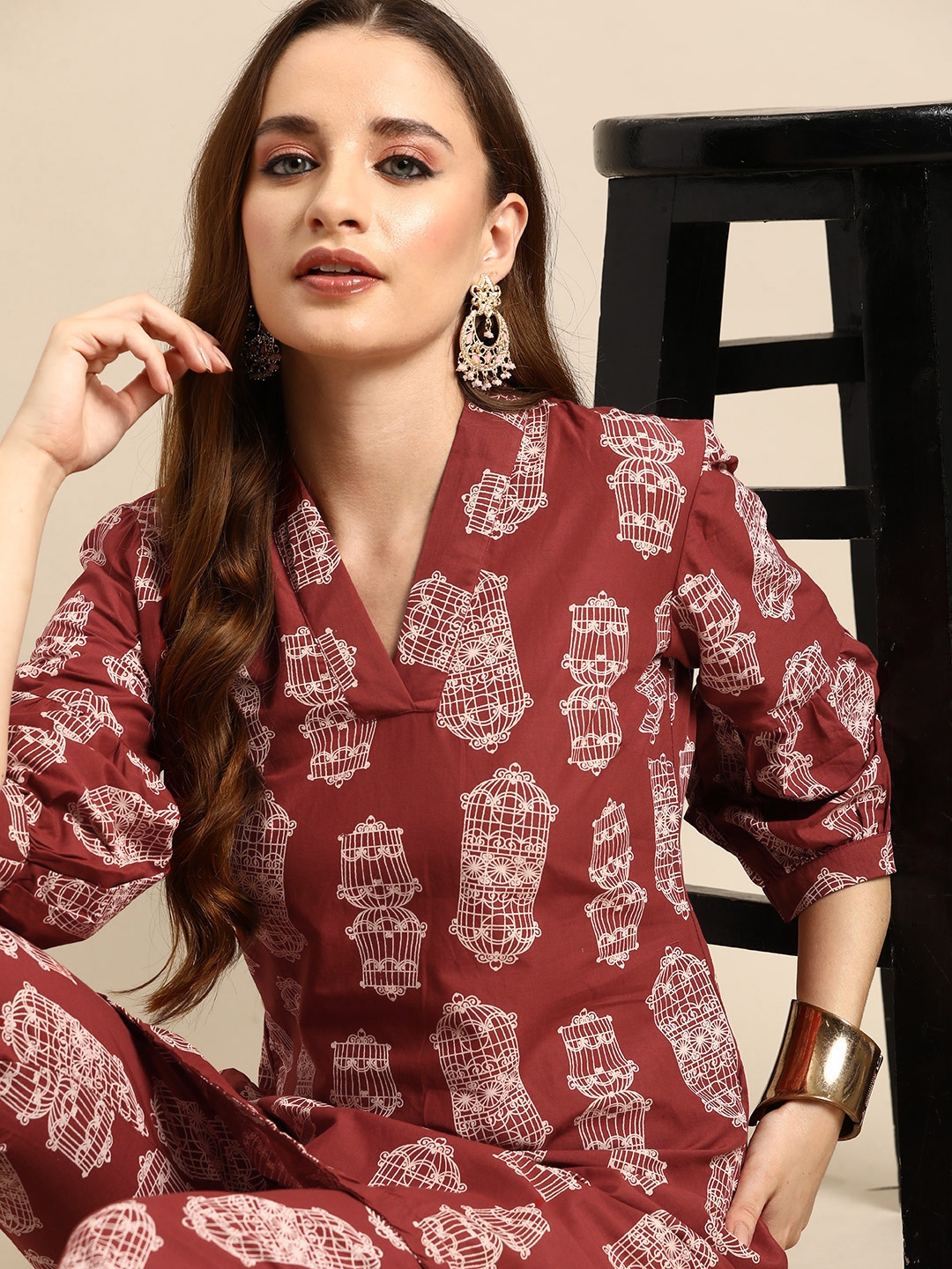 

Sangria Ethnic Motifs Printed Regular Pure Cotton Kurta with Trousers, Red