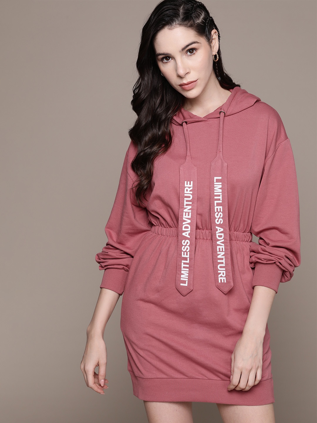 

The Roadster Lifestyle Co. & Solid Drop-Shoulder Puff Sleeves Hooded Jumper Dress, Rose