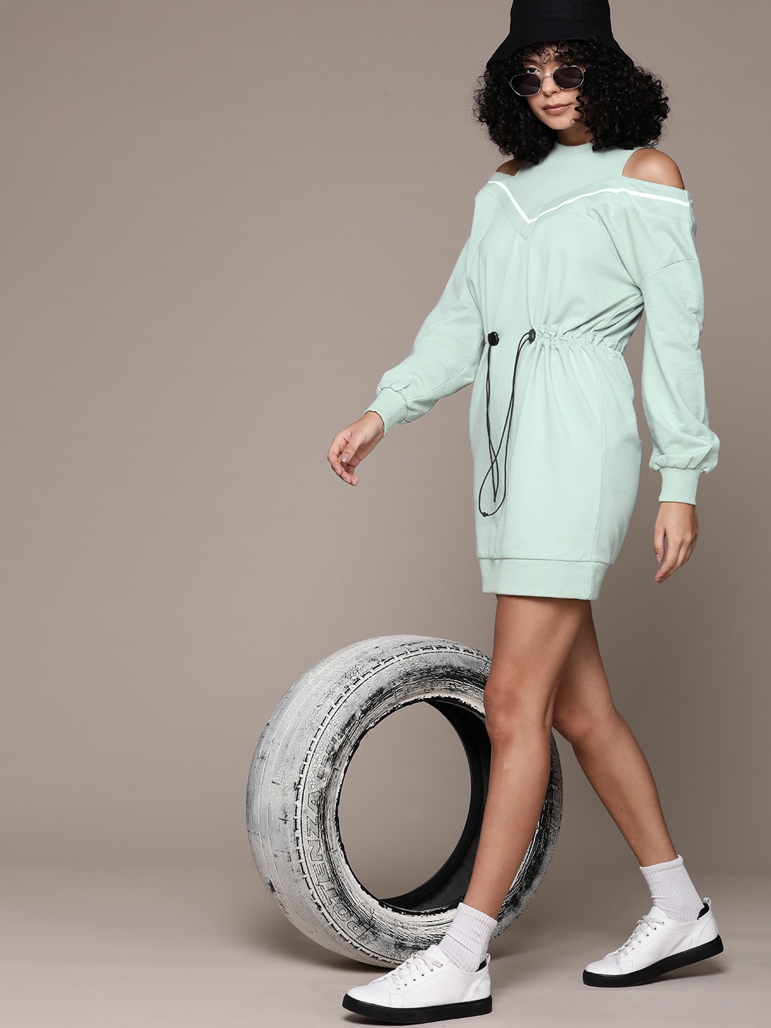 

The Roadster Lifestyle Co. Cold-Shoulder Sweatshirt Dress, Green
