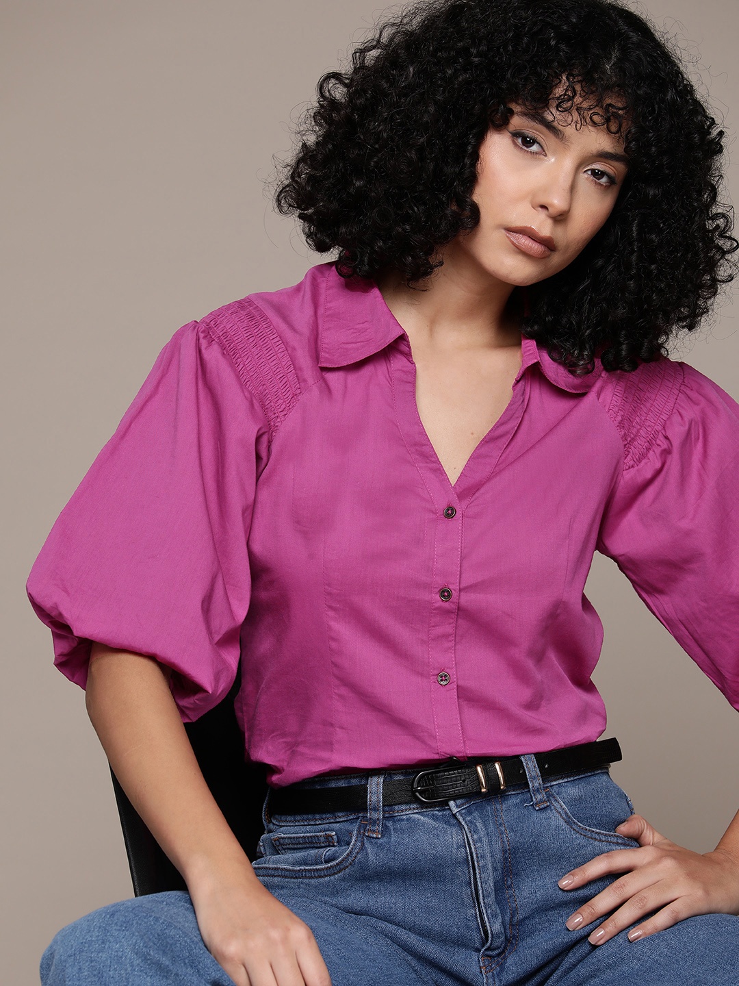 

The Roadster Lifestyle Co. Puff Sleeves Cotton Smocked Casual Shirt, Fuchsia