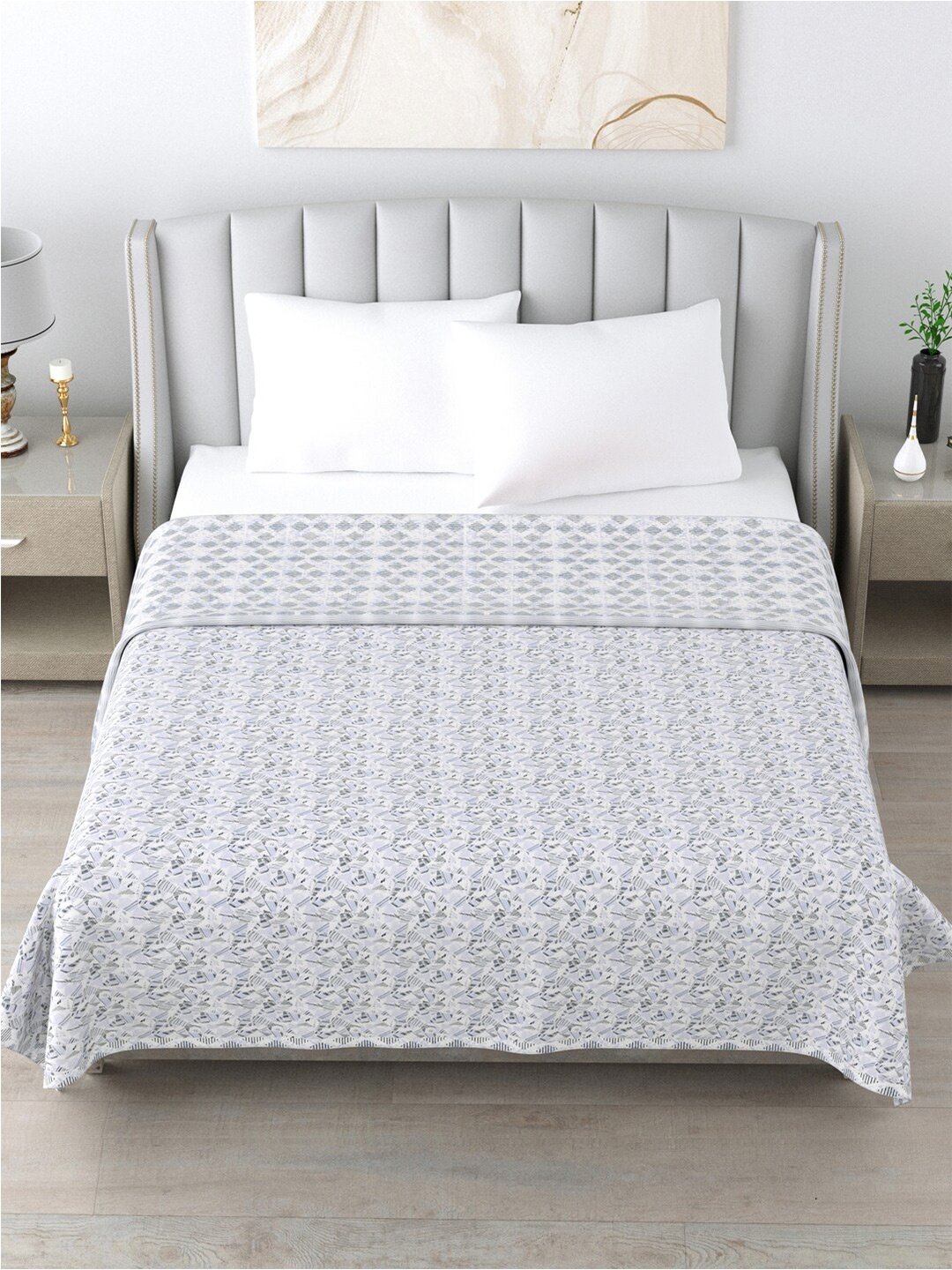 

Home Fresh Rosemary White & Black Floral Pure Cotton AC Room 210 GSM Double Bed Dohar
