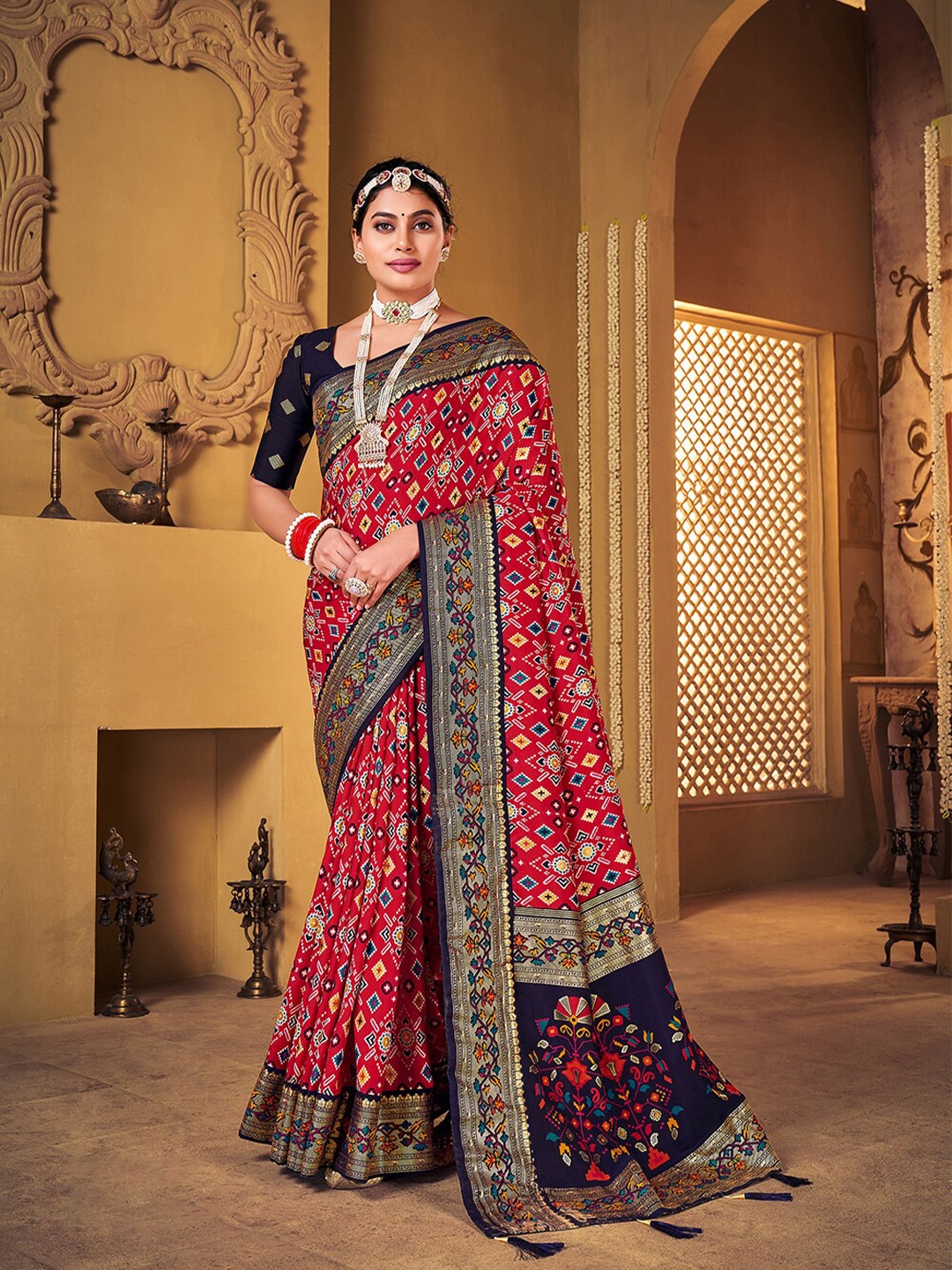 

Mitera Red & Navy Blue Ethnic Motifs Printed Zari Silk Cotton Mysore Silk Saree
