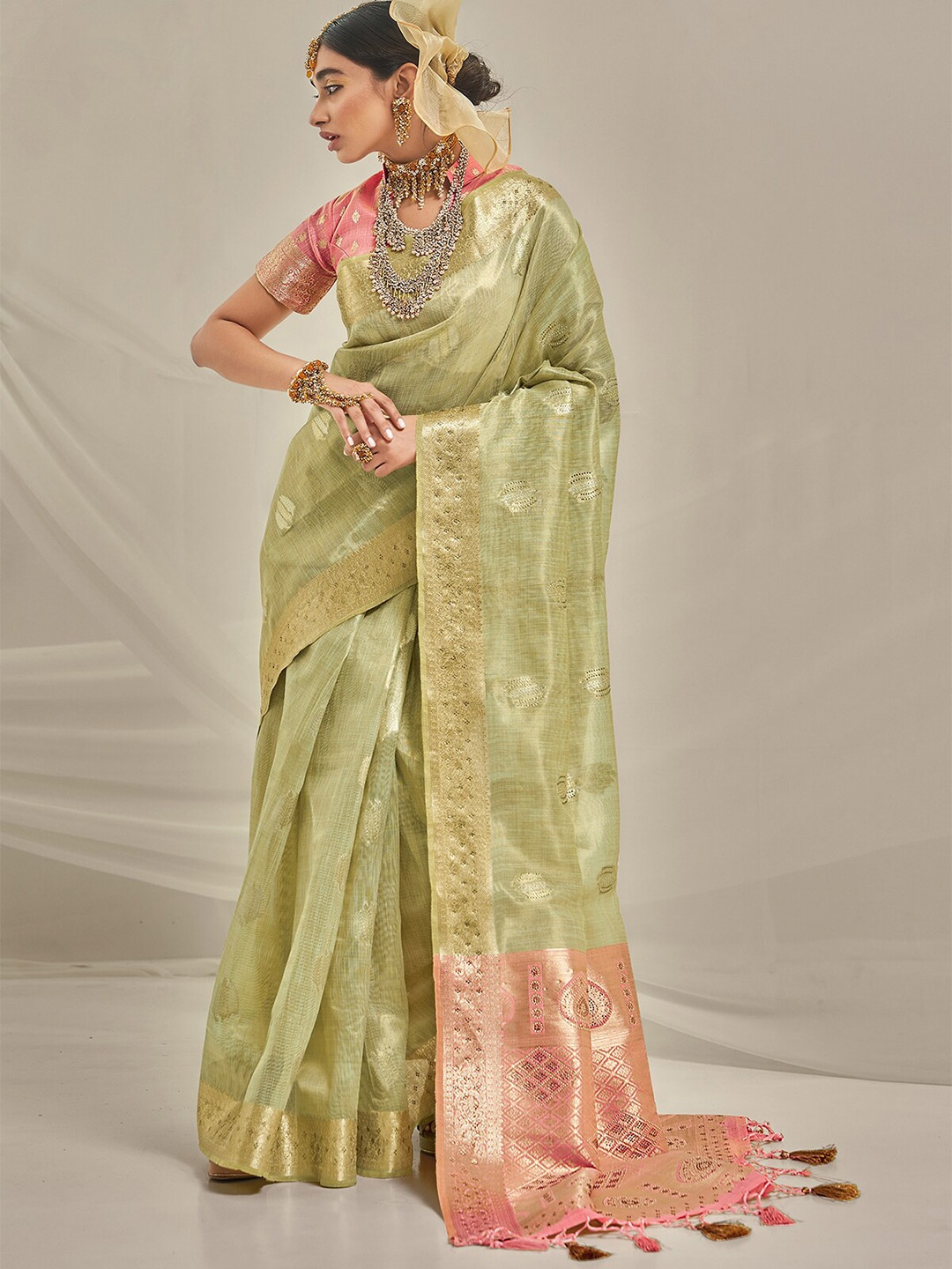 

Mitera Ethnic Motifs Woven Design Art Silk Saree, Green