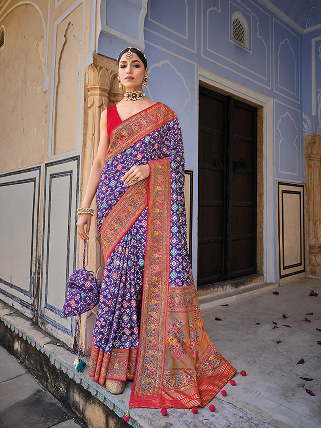 

Mitera Purple Bandhani Printed Zari Silk Cotton Patola Saree