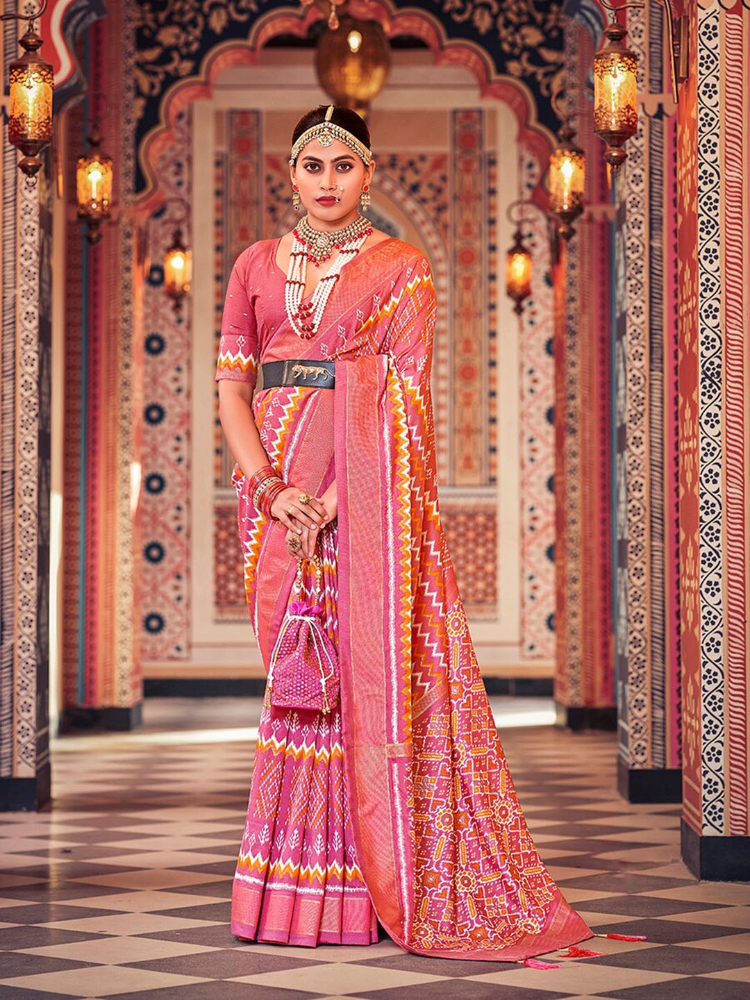 

Mitera Geometric Printed Zari Silk Cotton Ikat Saree, Pink