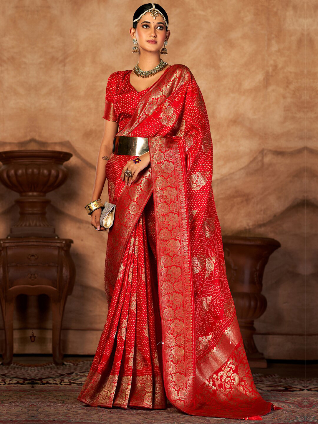 

Saree mall Woven Design Zari Silk Blend Bandhani Sarees, Red
