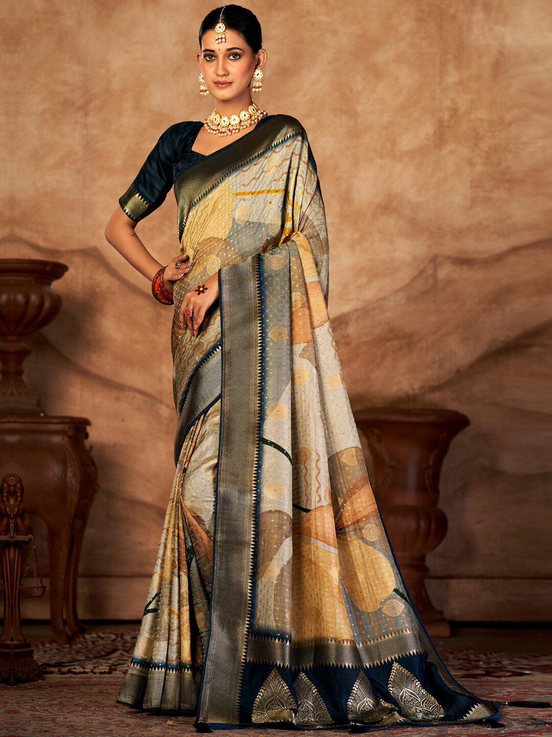 

Saree mall Grey & Cream-Coloured Abstract Printed Zari Bandhani Sarees