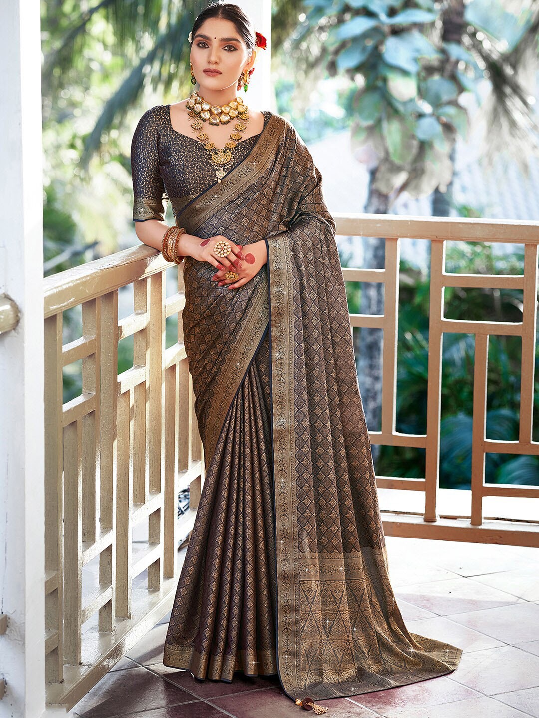 

Saree mall Ethnic Motifs Woven Design Zari Pure Silk Banarasi Saree, Navy blue