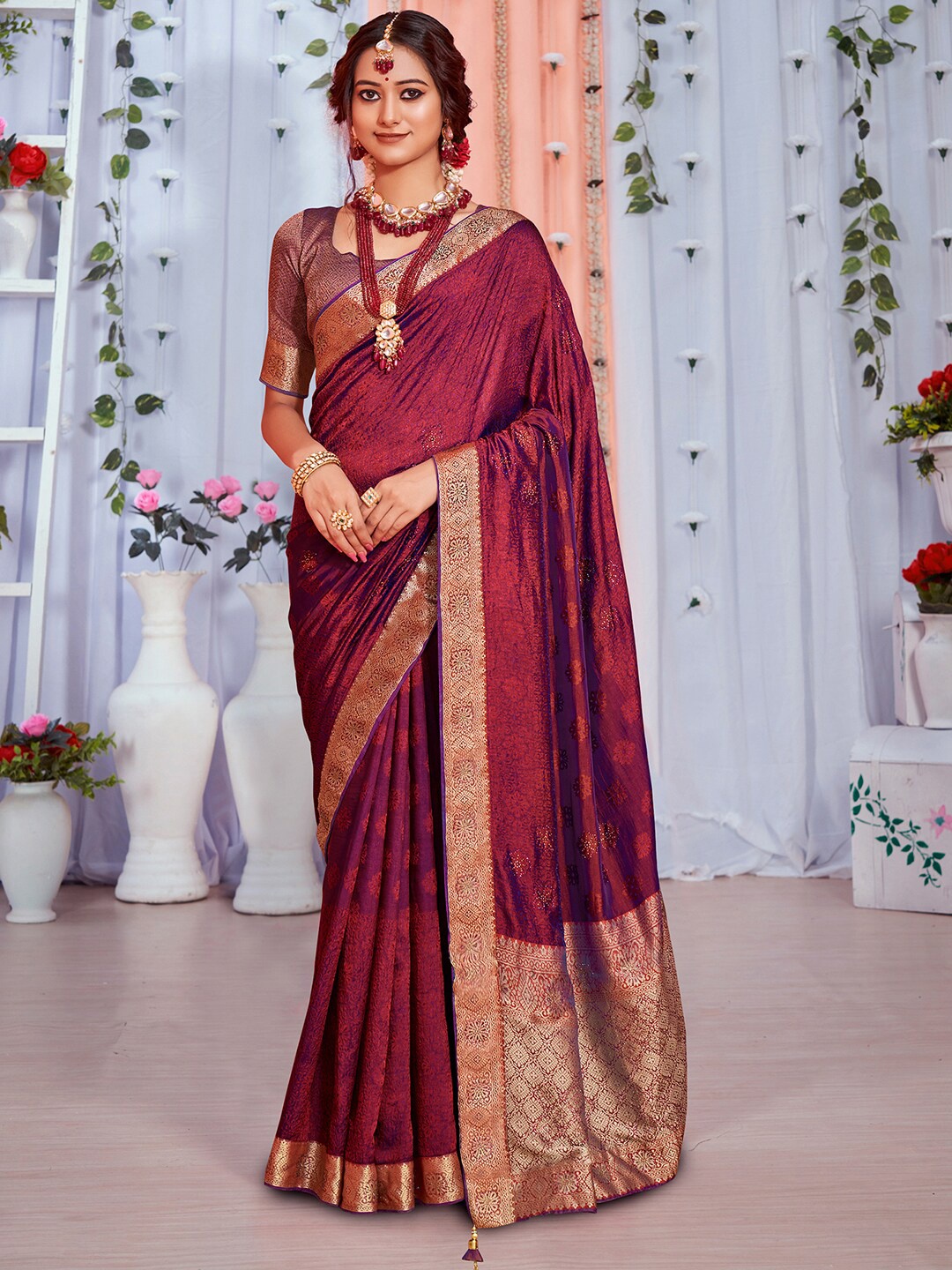 

Saree mall Ethnic Motifs Woven Design Zari Silk Banarasi Sarees, Burgundy