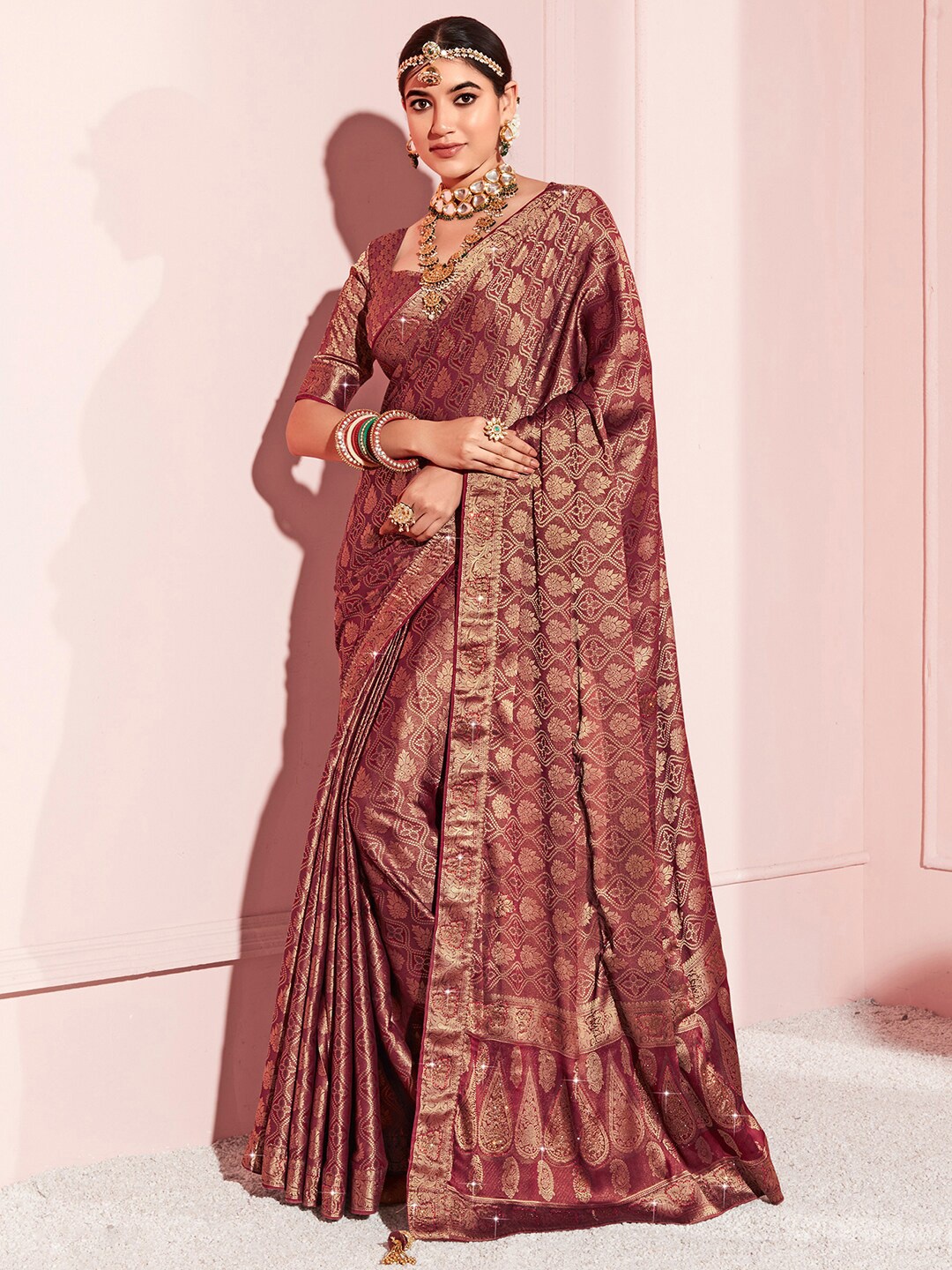 

Saree mall Ethnic Motifs Woven Design Zari Silk Banarasi Sarees, Burgundy