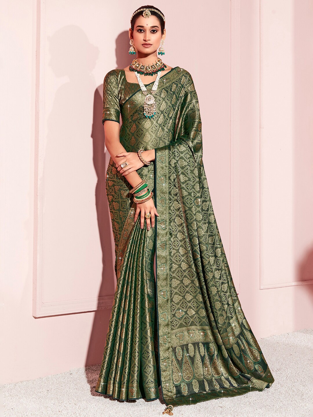 

Saree mall Green & Gold-Toned Ethnic Motifs Woven Design Zari Pure Silk Banarasi Sarees