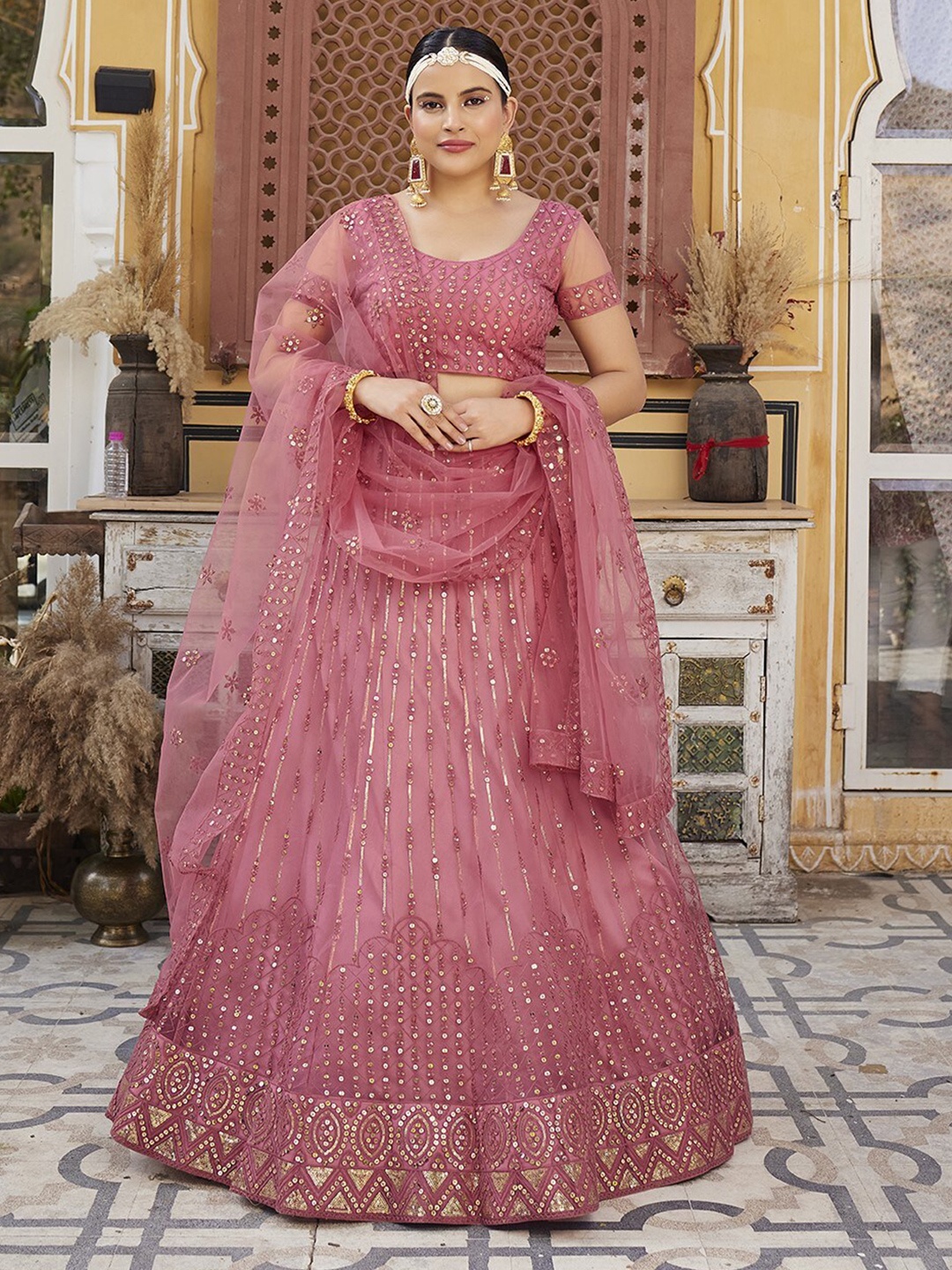 

WHITE FIRE Ethnic Motifs Embroidered Sequinned Semi-Stitched Lehenga Choli, Pink