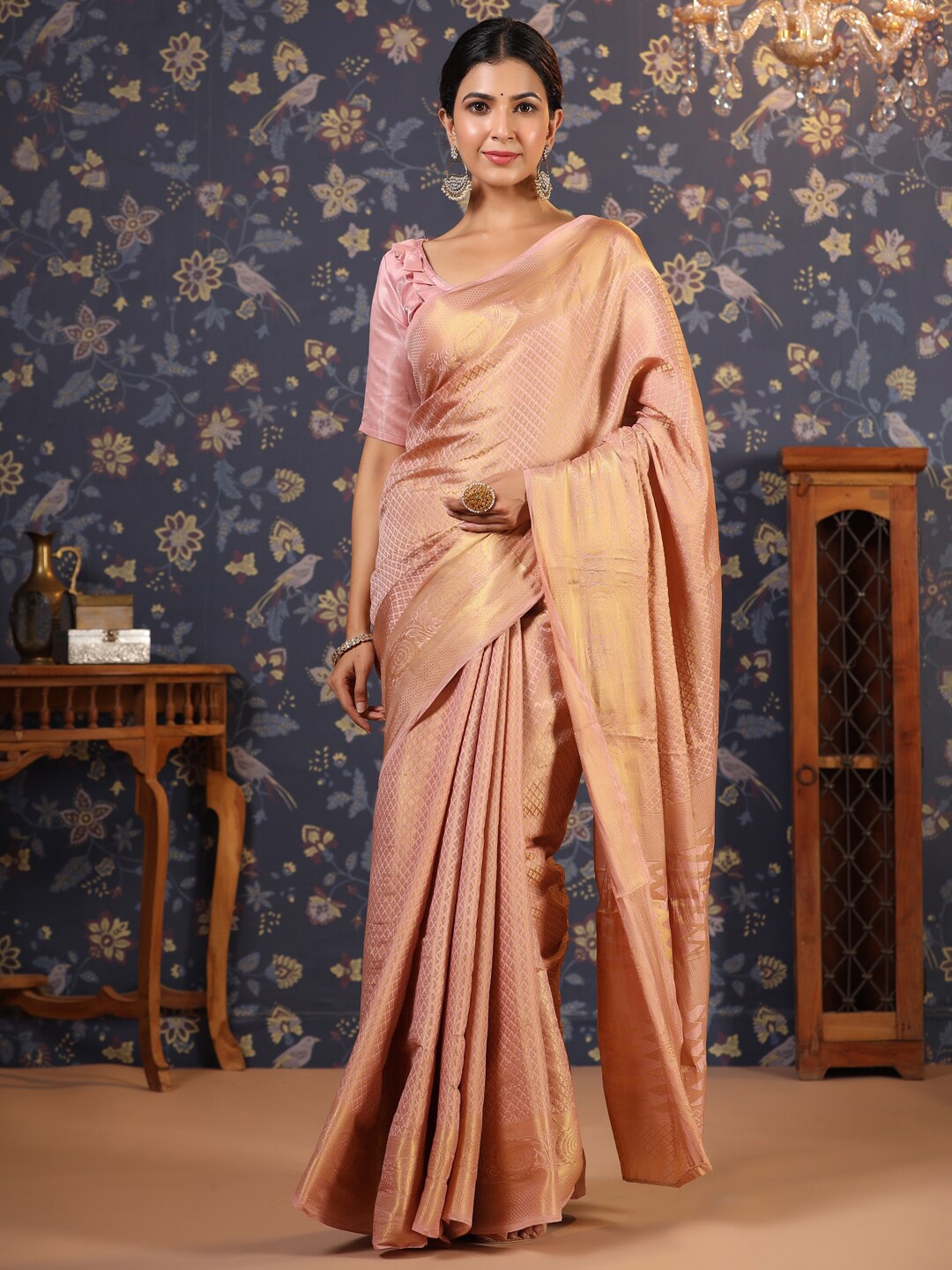 

House of Pataudi Ethnic Motifs Woven Design Zari Sarees, Mauve