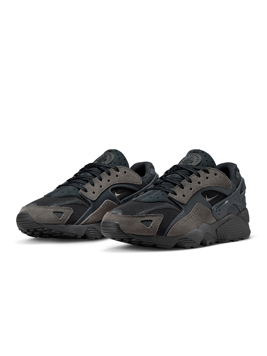 

Nike Men AIR HUARACHE RUNNER Sneakers, Black