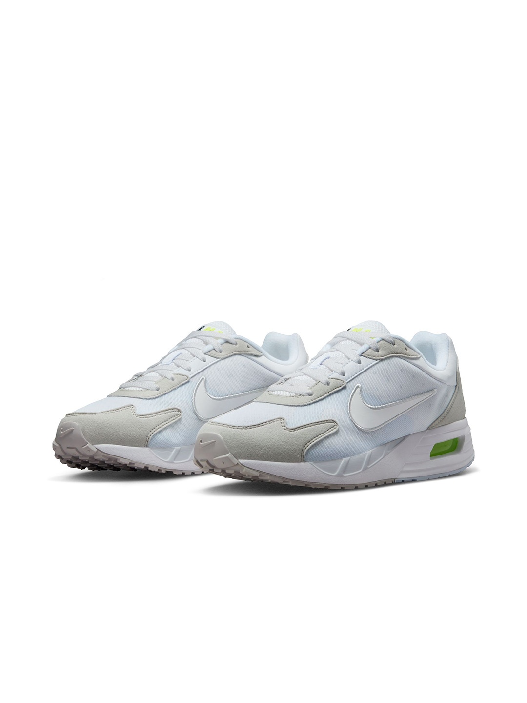 

Nike Men AIR MAX SOLO Sneakers, Grey
