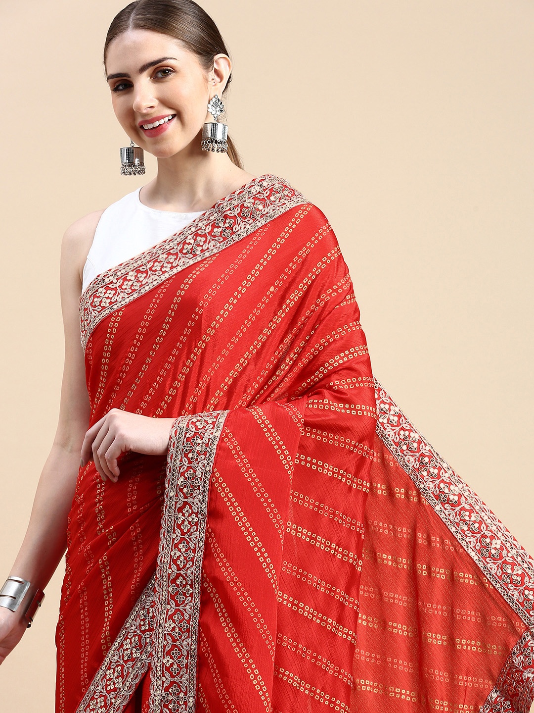 

VASTRANAND Leheriya Sequinned Poly Chiffon Bandhani Saree, Red