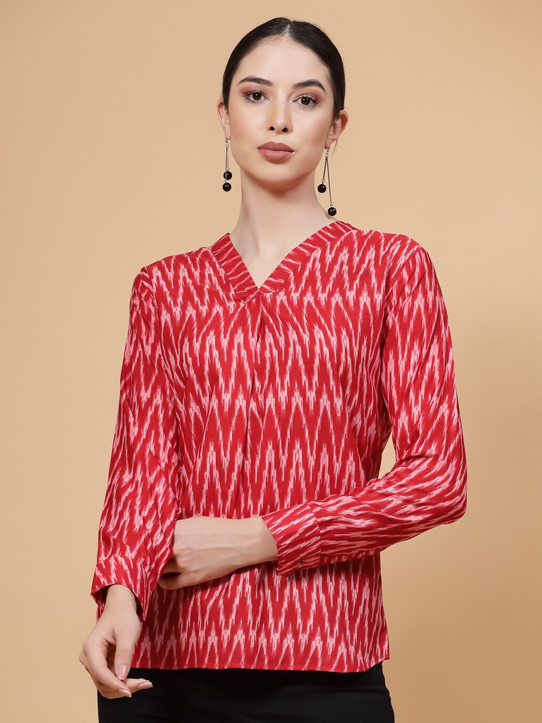 

MISS AYSE V-Neck Printed Crepe Top, Red