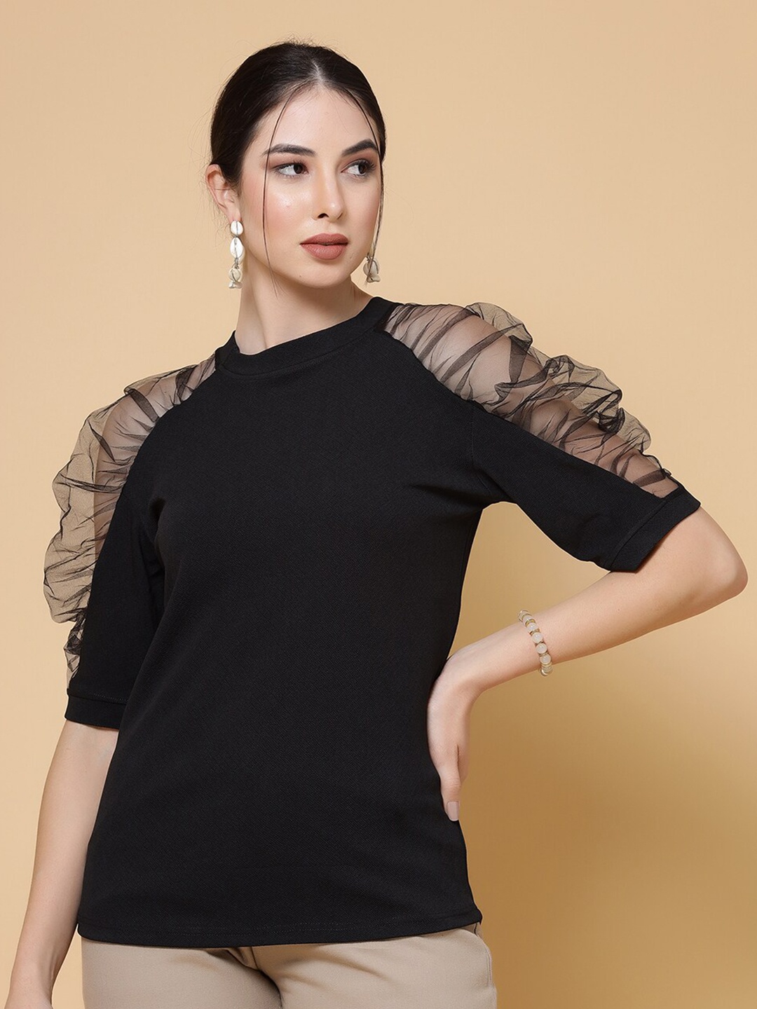 

MISS AYSE Round Neck Puff Sleeve Top, Black