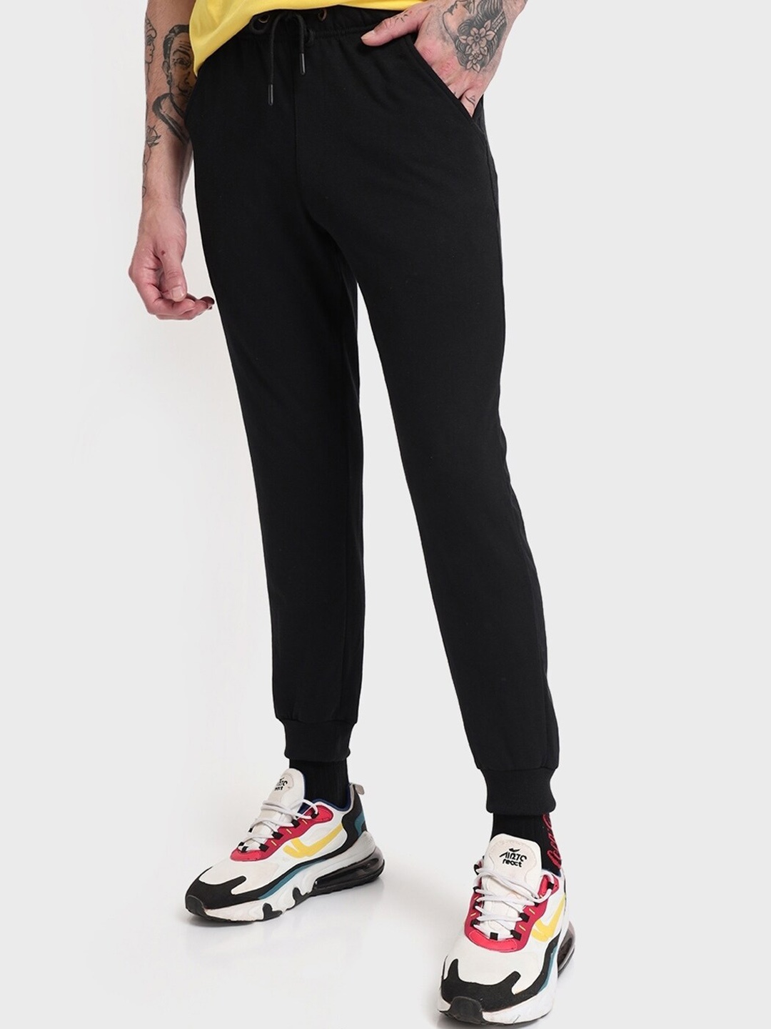 

Bewakoof Plus Men Regular fit Joggers, Black