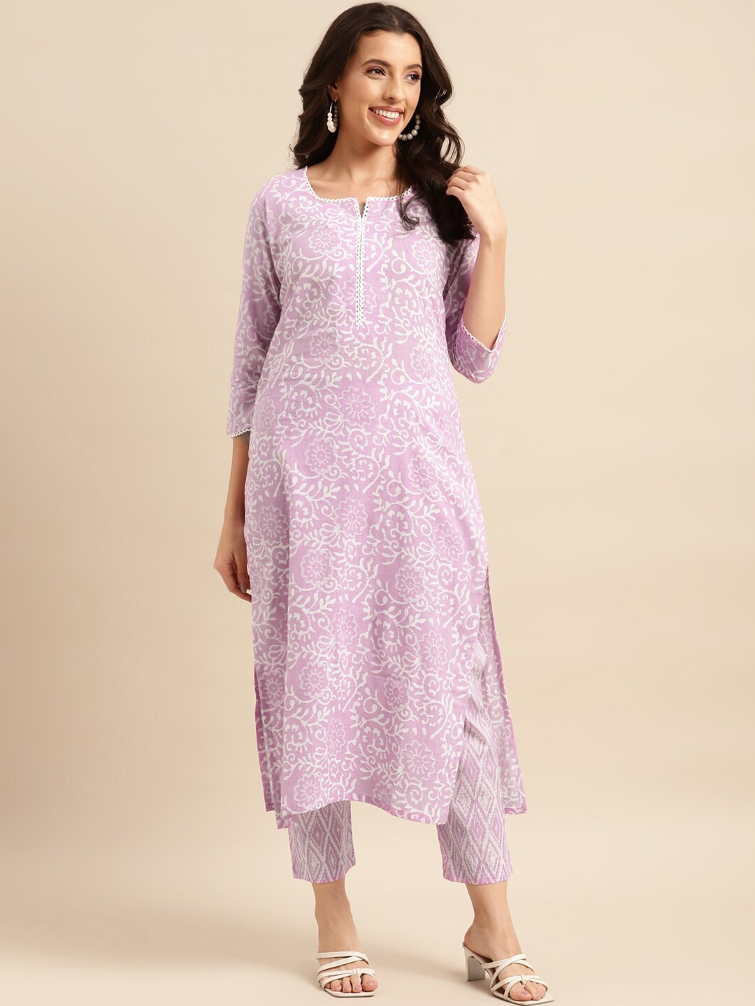 

KALINI Floral Printed Straight Kurta with Trousers, Purple