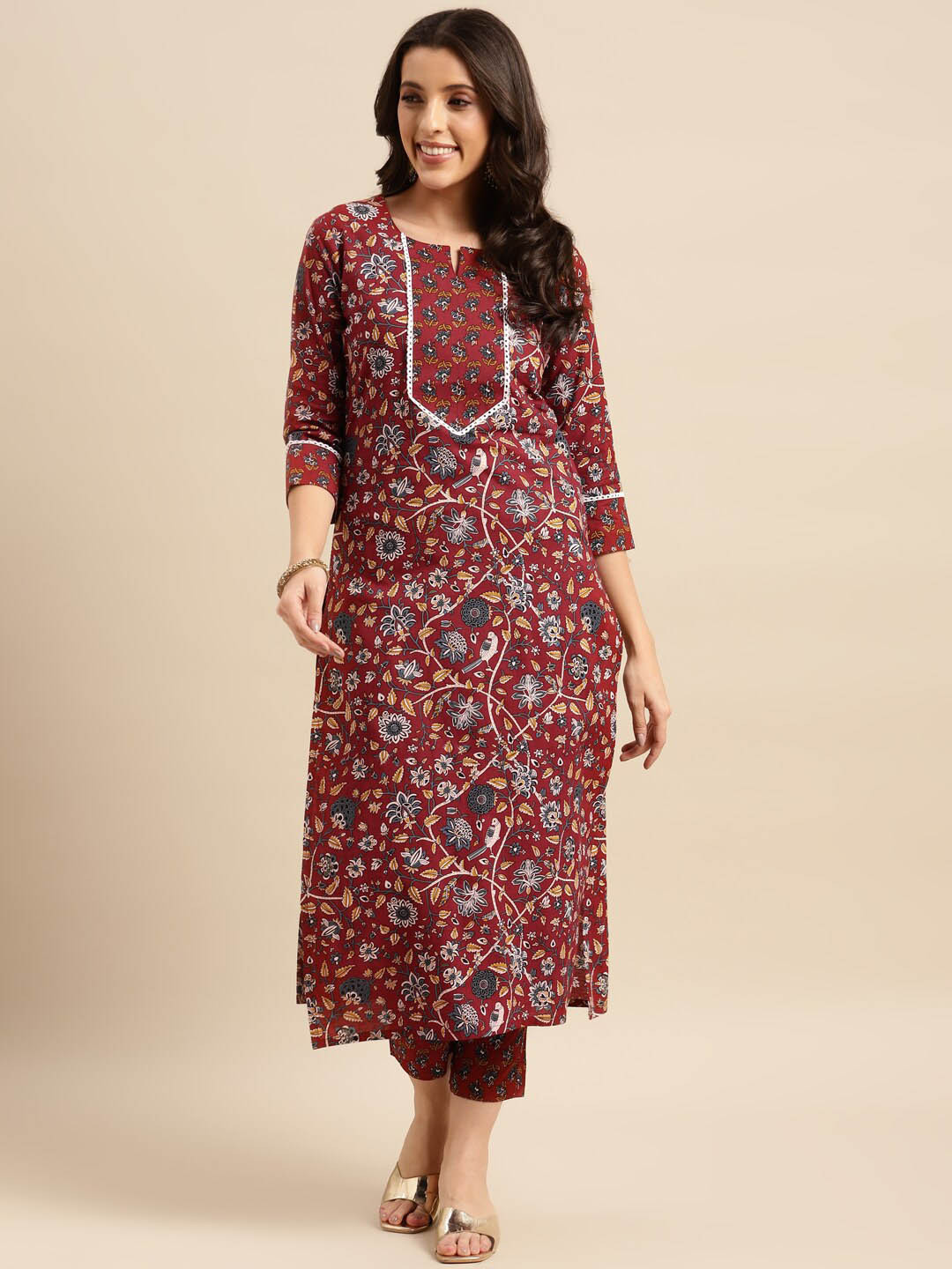 

KALINI Floral Printed Gotta Patti Kurta With Trousers, Red