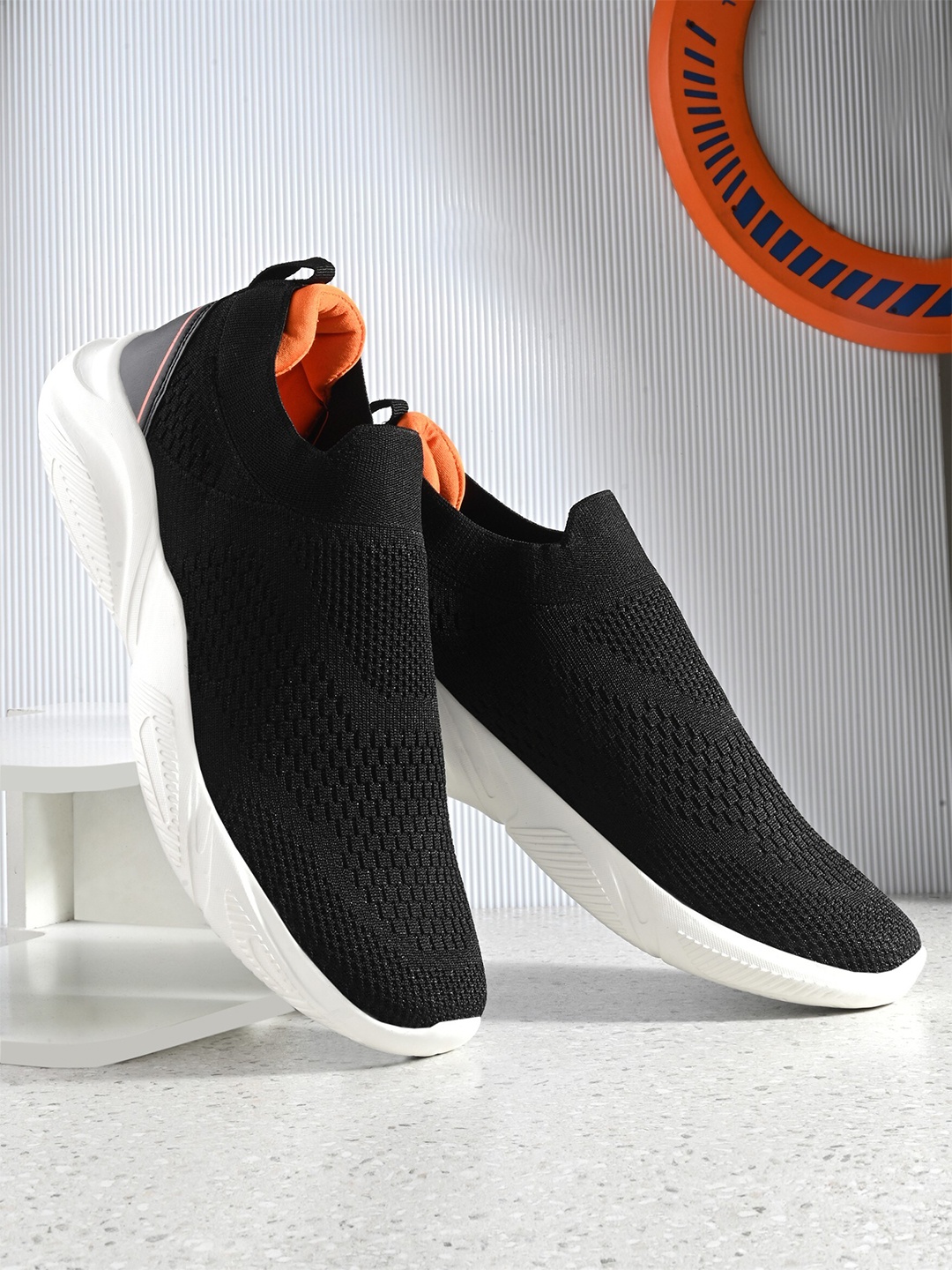 

OFF LIMITS Men Memory Foam Mesh Running Shoes, Black