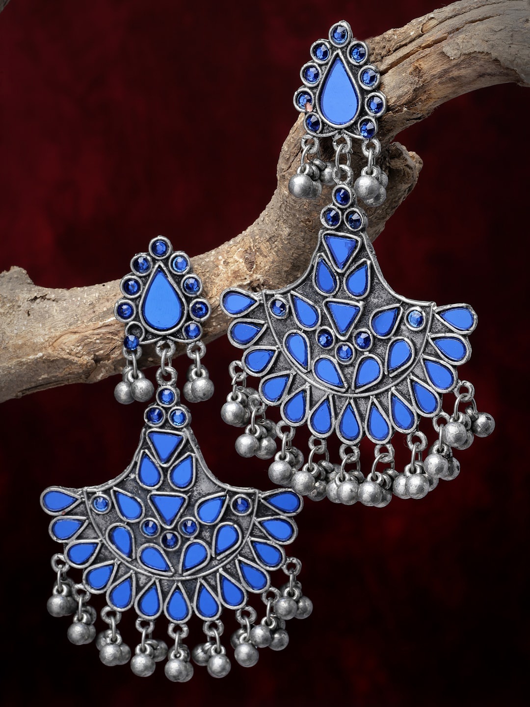 

Moedbuille Silver-Plated Crescent Shaped Stone Studded Chandbalis