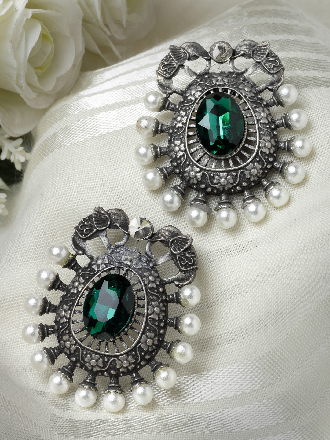 

Moedbuille Silver-Plated Crystal-Studded Teardrop Shaped Studs Earrings