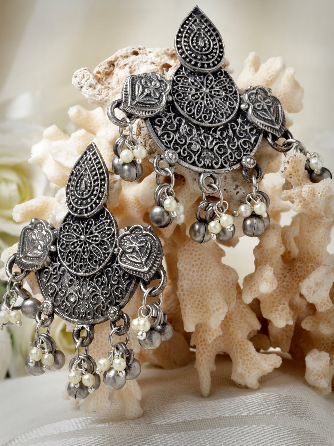 

Moedbuille Silver-Plated Ghungroo & Pearl Crescent Shaped Oxidised Chandbalis