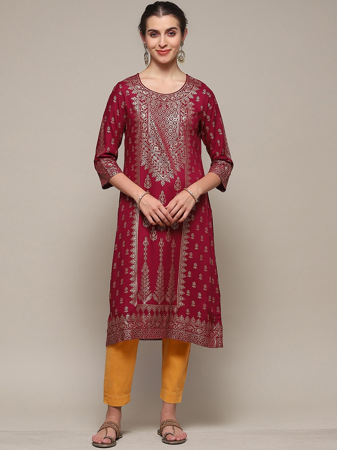 

Biba Round Neck Straight Woven Design Kurta, Maroon