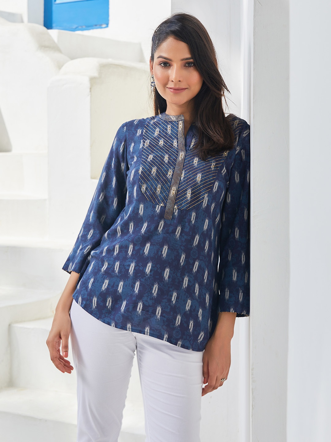 

Biba Sequinned Round Neck Abstract Printed Regular Kurti, Navy blue
