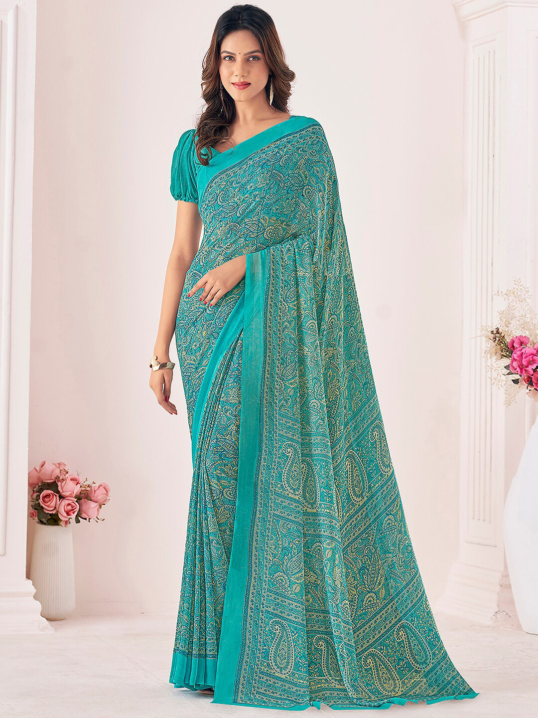 

Mitera Green & Beige Floral Printed Saree